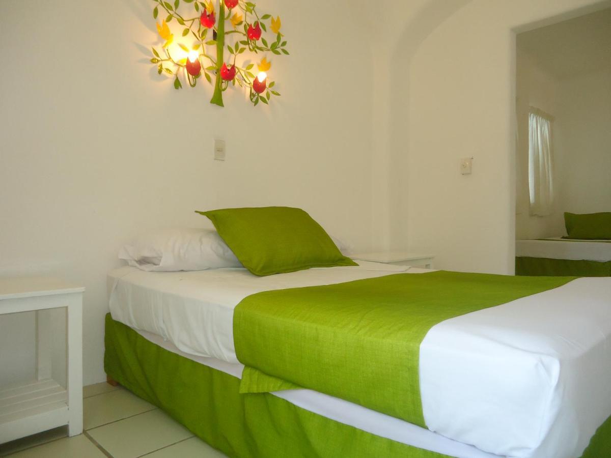 Casa Mexicana La Reyna Manzanillo Eksteriør billede