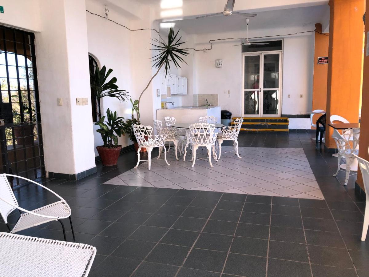 Casa Mexicana La Reyna Manzanillo Eksteriør billede
