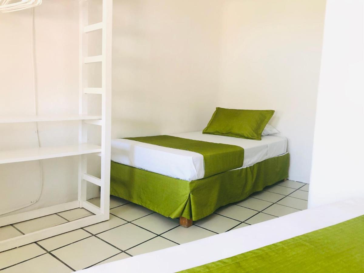 Casa Mexicana La Reyna Manzanillo Eksteriør billede