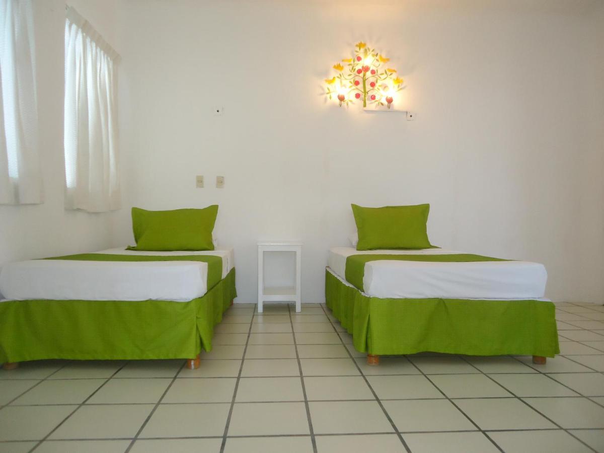 Casa Mexicana La Reyna Manzanillo Eksteriør billede