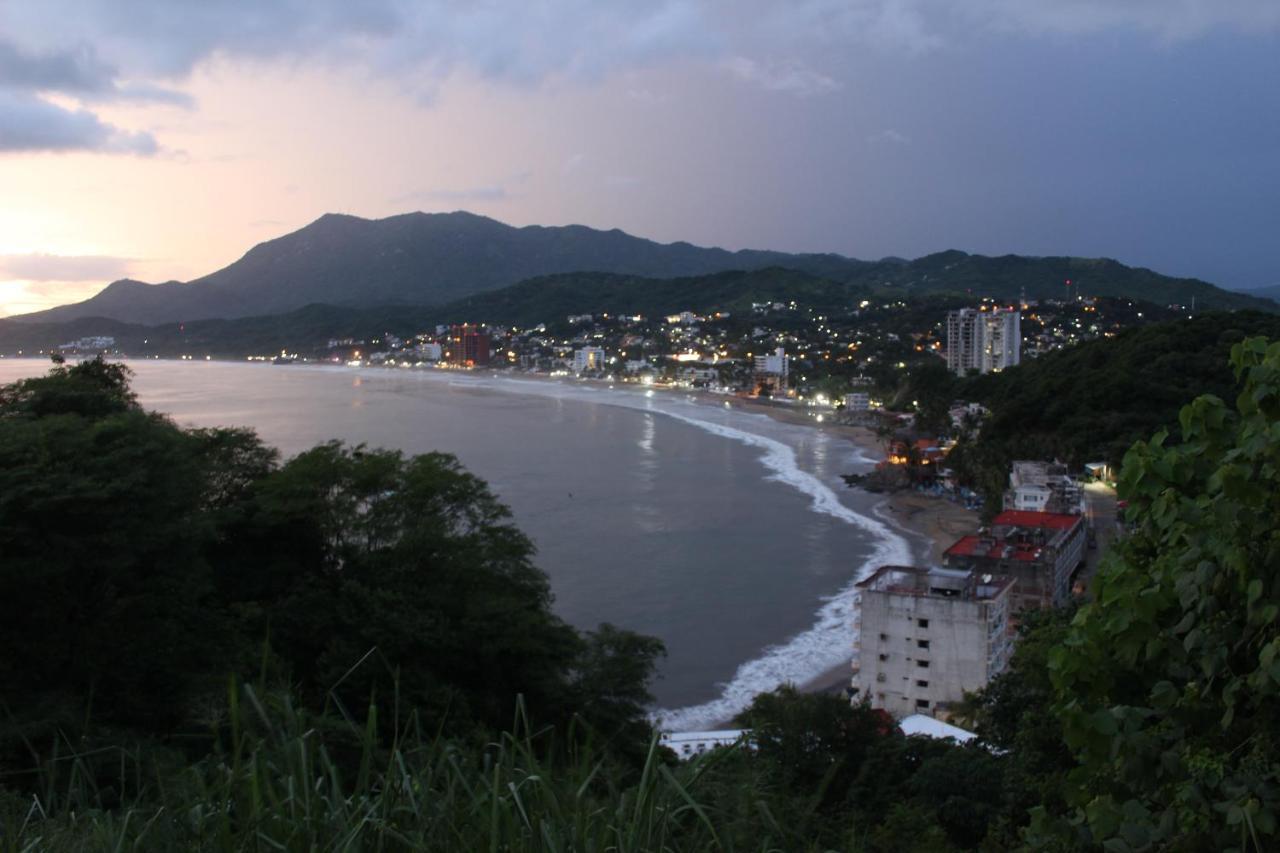 Casa Mexicana La Reyna Manzanillo Eksteriør billede