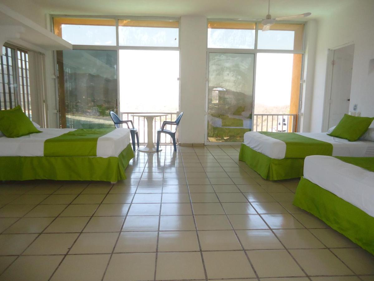 Casa Mexicana La Reyna Manzanillo Eksteriør billede