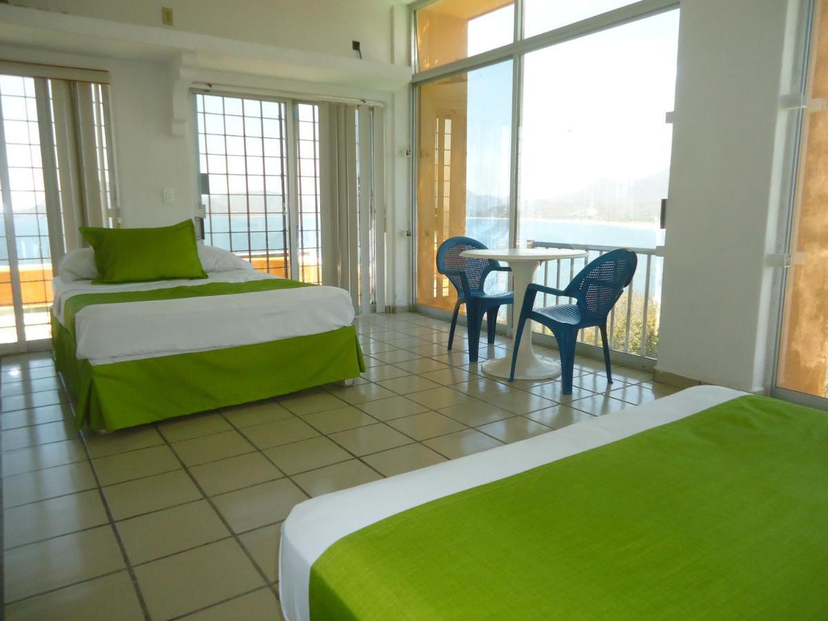 Casa Mexicana La Reyna Manzanillo Eksteriør billede