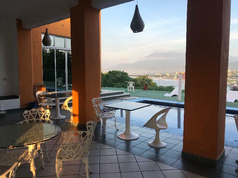 Casa Mexicana La Reyna Manzanillo Eksteriør billede